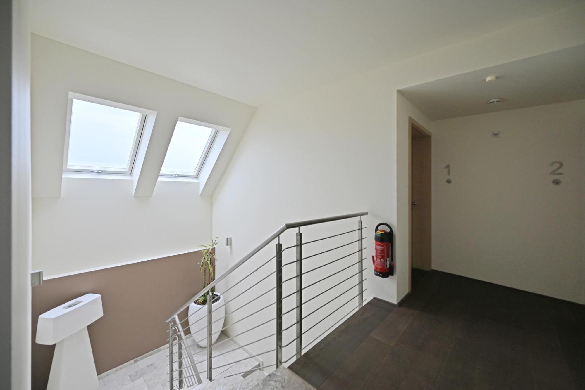 Modernes & Gepflegtes Hotelzimmer Mit Kueche! Bernstadt  Exterior foto